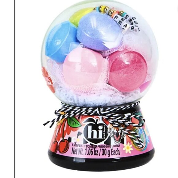 Hi Peach Layne Metaverse Bath Bomb Snow Globe, 8 mini w/ Friendship Loofah - Picture 2 of 6